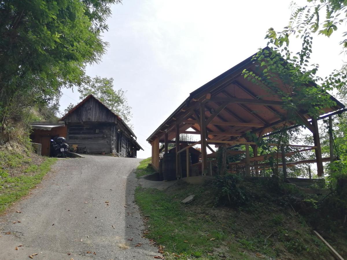Robinzonski Smjestaj Tepes Tuheljske Toplice Exterior photo